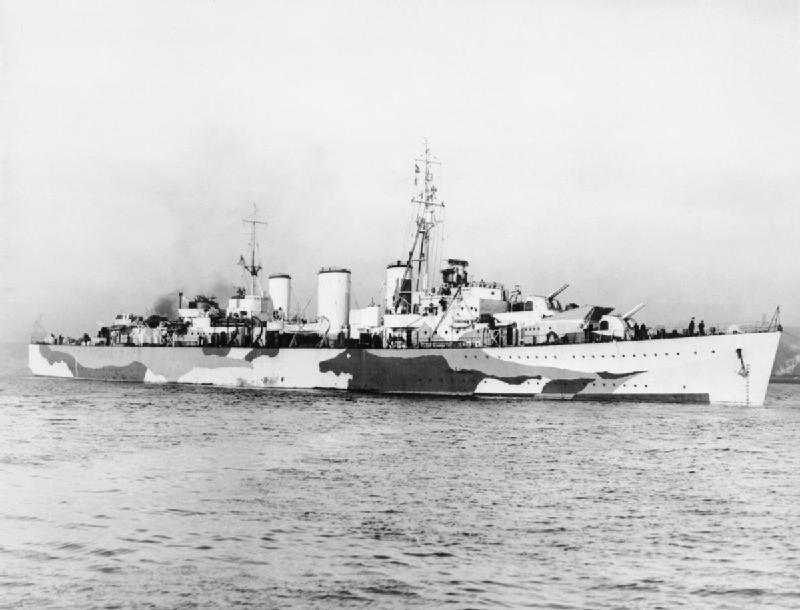 NavalEncyclope1's tweet photo. The Abdiel class cruisers (1939) were six fast minelayers (cruisers) commissioned during the Second World War, built in two groups, one ordered in 1938, the second commissioned in 1943. https://t.co/ZaEdiipSiR #ww2 #royalnavy #minelayer #abdiel #manxman #laton #welshman #ariadne https://t.co/D8zcP97LTK