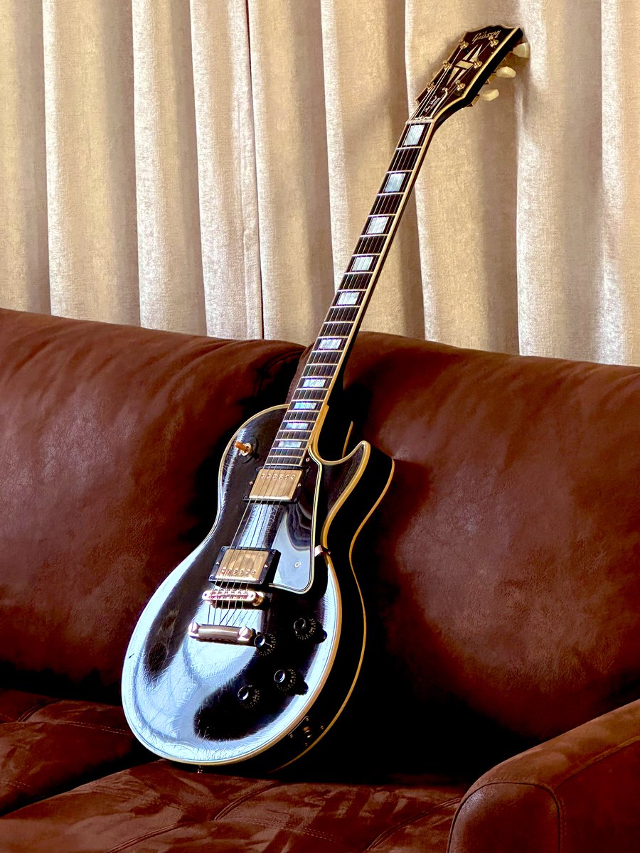 tctrs1's tweet photo. Murphy lab M2M 57lespaul custom🤘
ルックスもサウンドもエグい
アーチトップ良き
#Gibson
#Gibsoncustomshop
#Murphylab
#lespaul
#lespaulcustom https://t.co/FbXXoFb3Z3