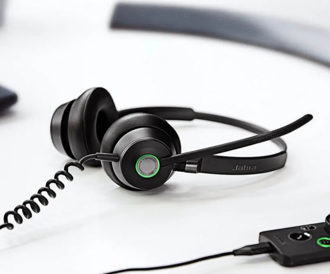 All of us at the <a href="/WpgWpa/">Winnipeg Police Association</a> want to offer our prayers to our Communication Centre family this evening. You are all in our thoughts.

❤️💛❤️