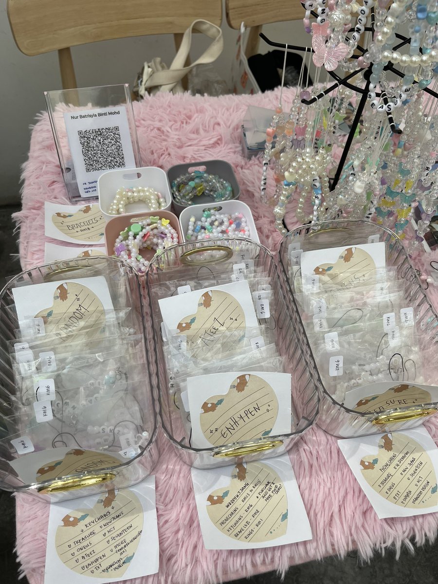 wookyujjang's tweet photo. We are here, guys!! 🎉

Come visit our store at Spillstone Coffee 🤍

#𝒔𝒆𝒂𝒔𝒐𝒏_𝒐𝒇_𝒋𝒆𝒐𝒏𝒈𝒘𝒐𝒐_2809
#𝒋𝒆𝒐𝒏𝒈𝒘𝒐𝒐_20𝒕𝒉_𝒄𝒆𝒍𝒆𝒃𝒓𝒂𝒕𝒊𝒐𝒏 https://t.co/QCttq5ERRu