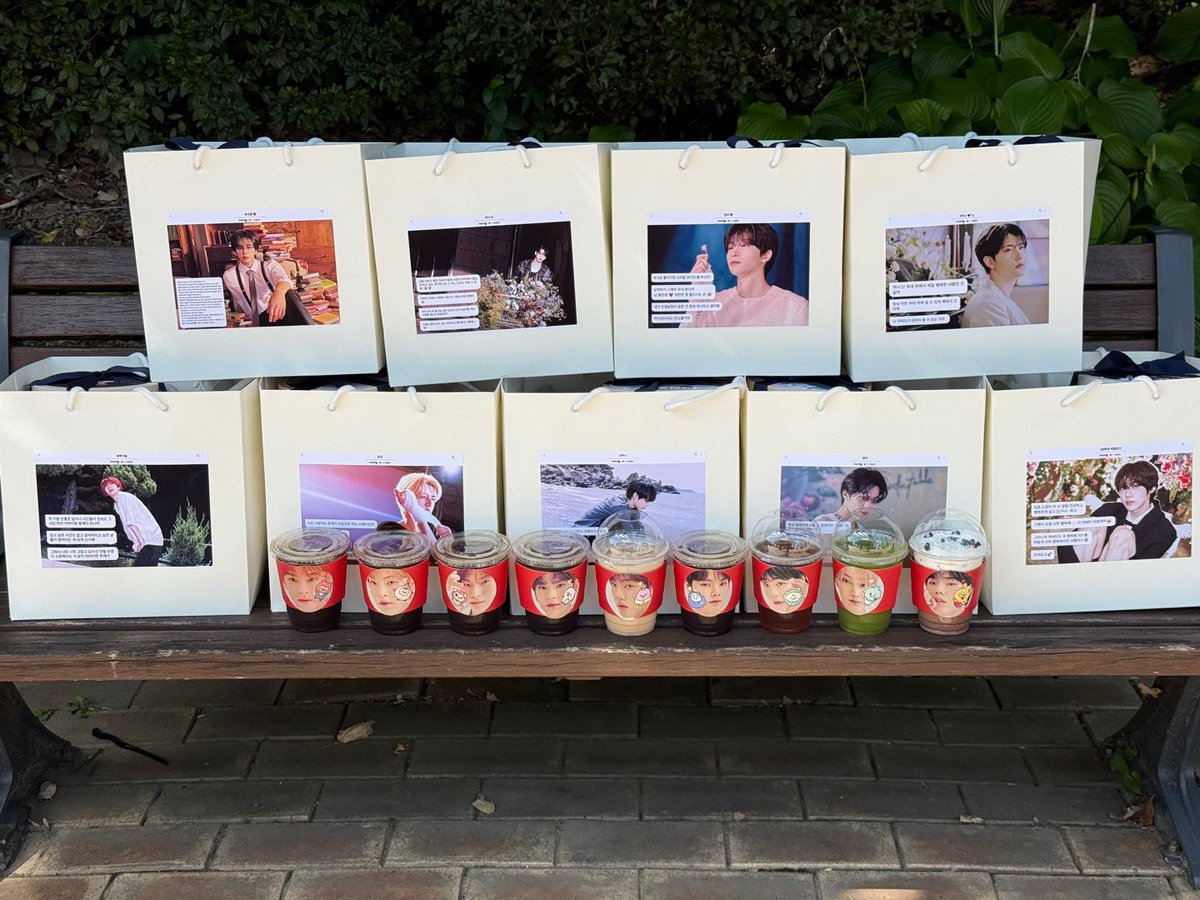 ✮ 240928 팬콘 서포트 ✮

𝑶𝒖𝒓 𝒐𝒅𝒚𝒔𝒔𝒆𝒚 𝒘𝒊𝒕𝒉 𝑪𝒓𝒂𝒗𝒊𝒕𝒚 💕

#크래비티 #원진
#CRAVITY #WONJIN