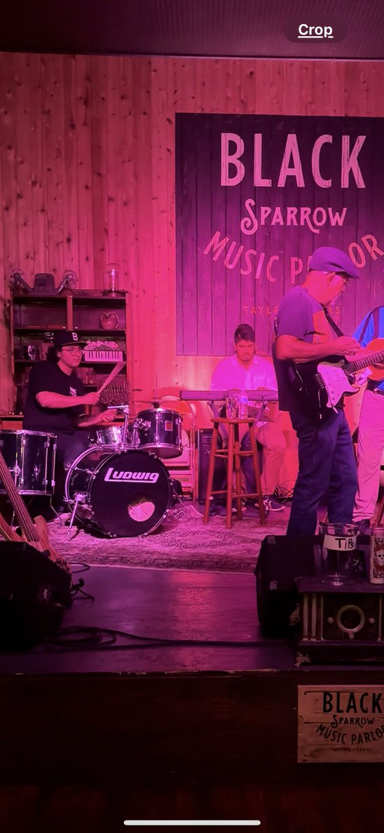 full band open mic is insane but i ended up on drums somehow