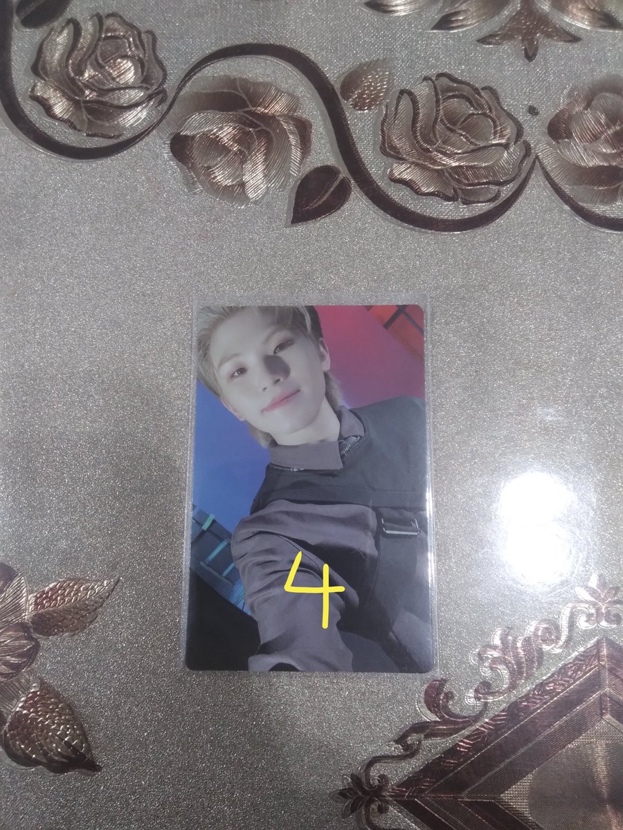 soojiinns's tweet photo. wts !! ( need money ) 
price as stated ☆ (exc postage)
#pasarstayc #pasarnwjns #pasarive #pasarkep1er #pasarseventeen #WTs #malaysian https://t.co/8jWFATW58Z