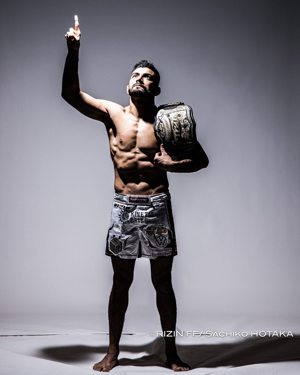 RIZIN ルイス・グスタボ　パーカー　サイン付き ルイス・グスタボ パーカー サイン付き RIZIN ルイス・グスタボ