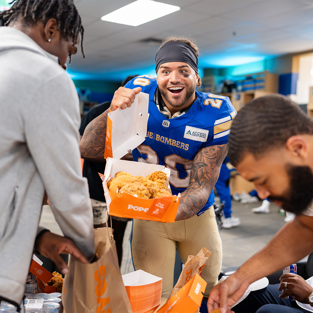 Wpg_BlueBombers's tweet image. WE&apos;RE EATING GOOD TONIGHT

#ForTheW | @popeyesca