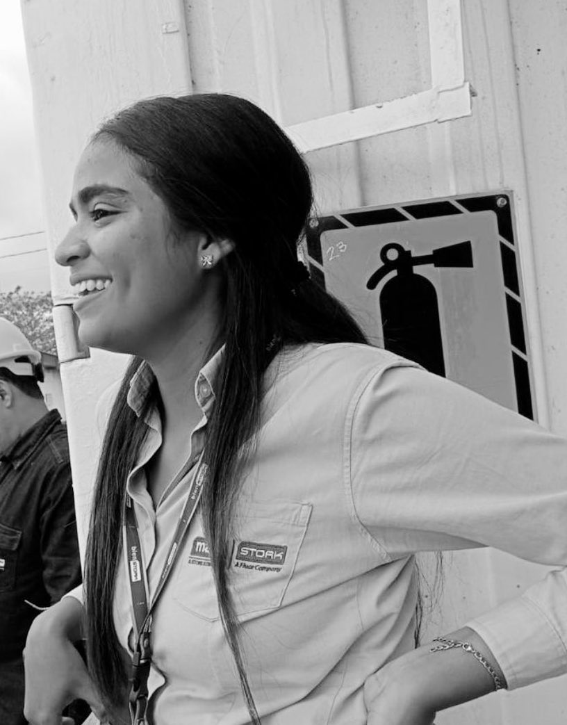 DidierLobo_Ch's tweet photo. Con profundo dolor y total rechazo, condeno el cobarde asesinato de mi prima, Andrea Bermeo Chogo, de 18 años, ocurrido en la vía a Boquerón, jurisdicción de La Jagua de Ibirico, mientras le robaban una motocicleta al regresar del trabajo. https://t.co/vEFGtSMwhi