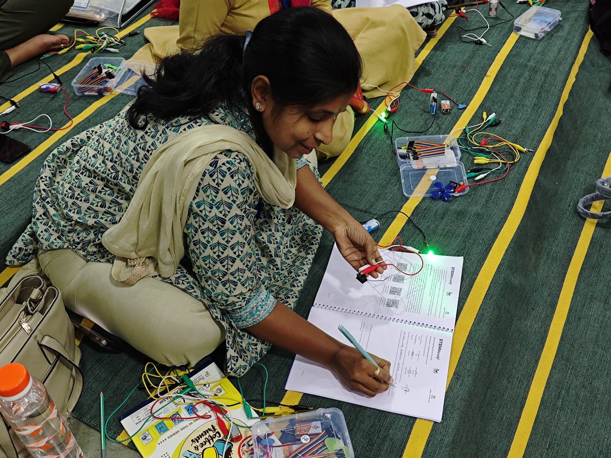 ScienceActivity's tweet photo. Day 2 of the #STEMReady workshop in Nashik! Teachers engaged in building electronic circuits, explored app-based simulations, and created hydroponic systems to discover how STEM drives innovation. #STEMEducation #HandsOnLearning #InnovationInEducation
@IISERPune @TataTech_News https://t.co/J2GBZWr62W