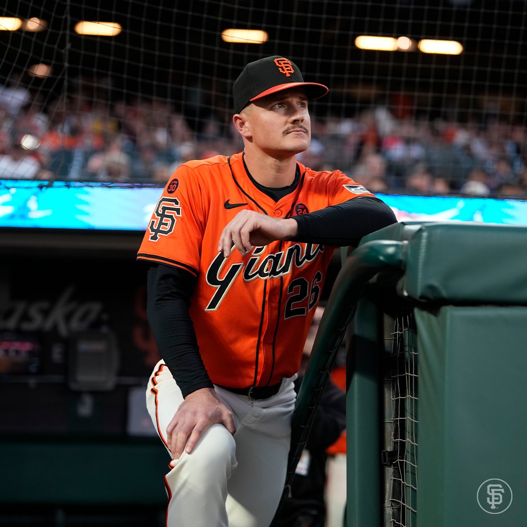 OracleParkSF's tweet photo. Congratulations to the 2024 Willie Mac Award winner, Matt Chapman 🏆 https://t.co/xa86lCBMcd