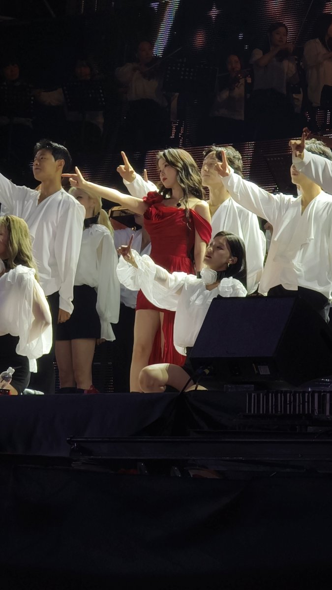 __InvU's tweet image. 240921 IU HEREH WORLD TOUR CONCERT ENCORE : THE WINNING - 너랑 나 (You&amp;amp;I) youtu.be/F0rycGqlHW8?si…