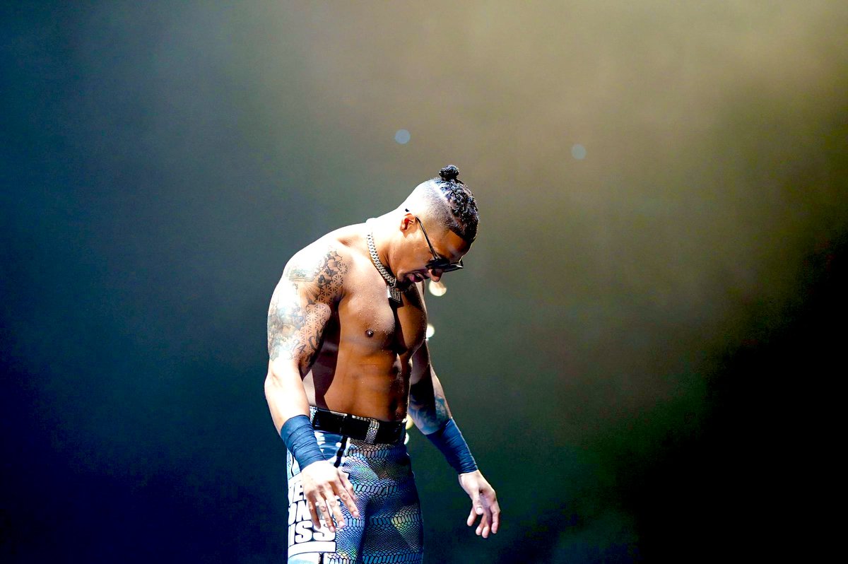 You can’t underdog me. 

#Game6Melo #SmackDown