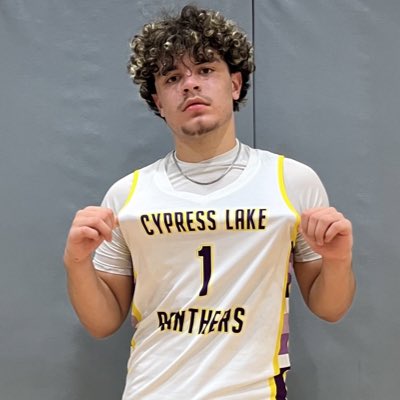 Maison J Mercado tweet media