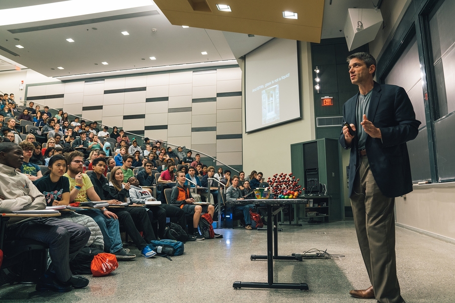 ginacostag_'s tweet photo. MIT University is offering free online courses.

No payment or fees are required.

Here are 10 courses you don't want to miss in 2024: https://t.co/sigX97TIty