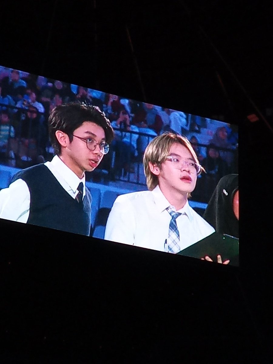 juyeonundipp's tweet photo. AXELBONG GONG BANGET #axelots #imkevin #axelbong https://t.co/Mddti9zMPF