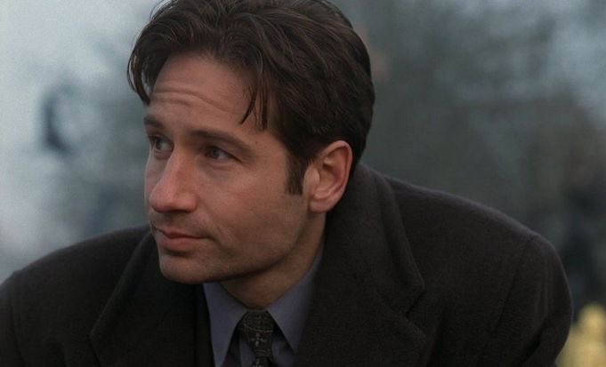 KIRACENT81's tweet photo. welcome back fox mulder https://t.co/I6SIP8Ix7e