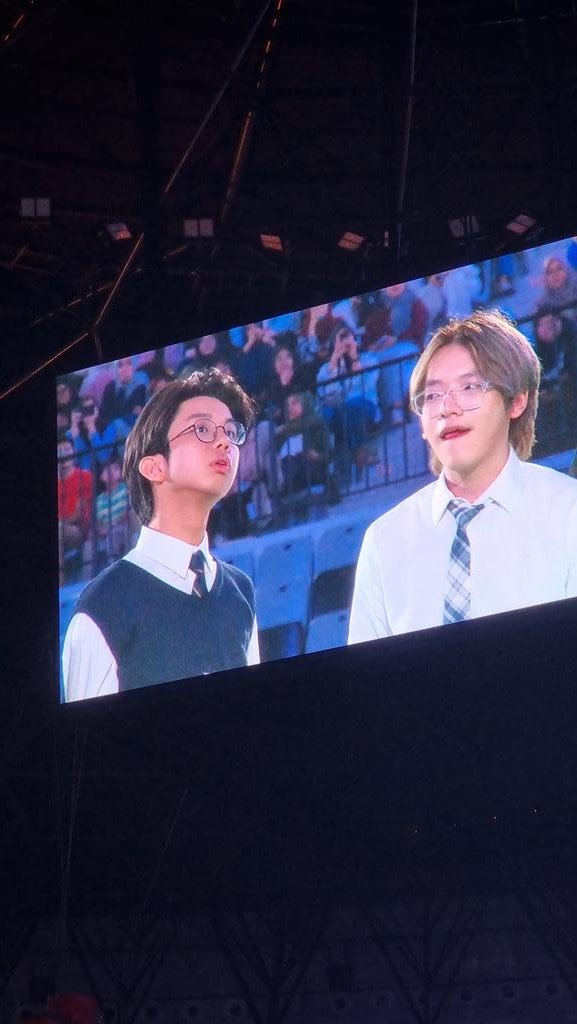 utamicuu_'s tweet image. GUYSS AXEL BONG LOHHH GUYSSS 😭😭😭 #imkevin #axelots