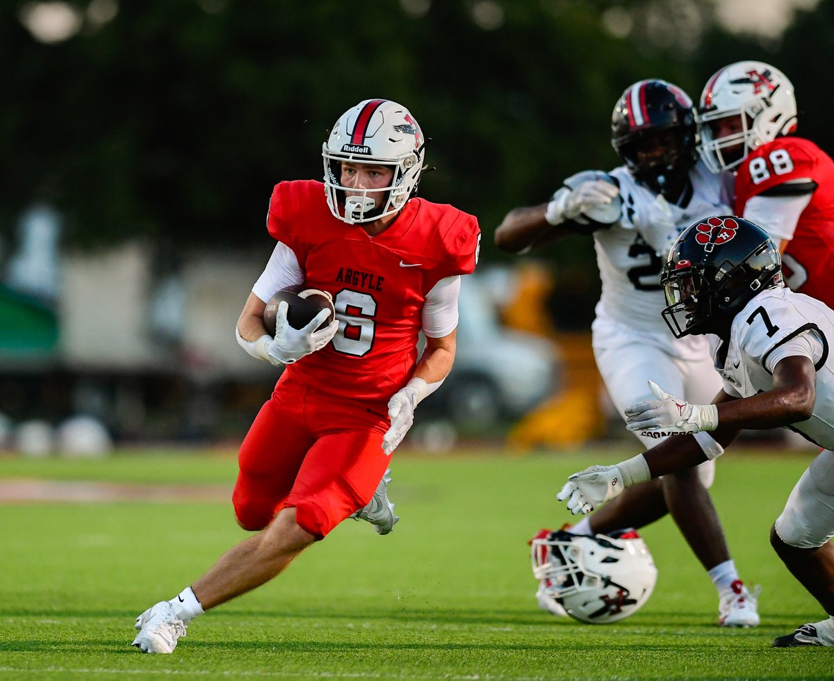 sports_drc's tweet photo. No. 5-ranked Argyle avenged last year's playoff loss to Colleyville Heritage with a 42-35 win Friday in District 3-5A DII play.

The Eagles racked up 572 yards of total offense behind a big day through the air.

Story: https://t.co/CCJ1dAzb73 https://t.co/aeEtKMnnjw