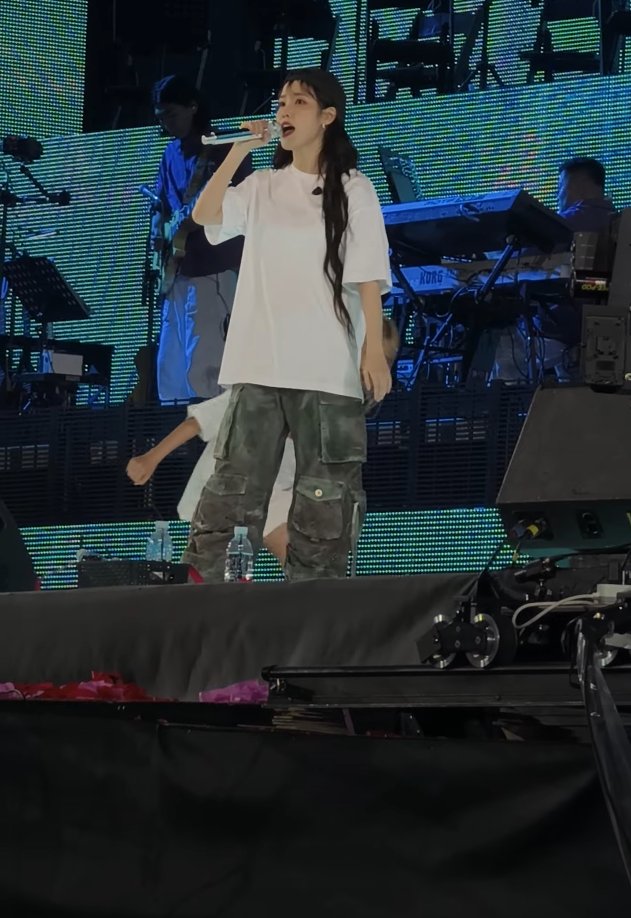 __InvU's tweet image. 240921 IU HEREH WORLD TOUR CONCERT ENCORE : THE WINNING - Unlucky youtu.be/b2-jTqQD2K8?si…