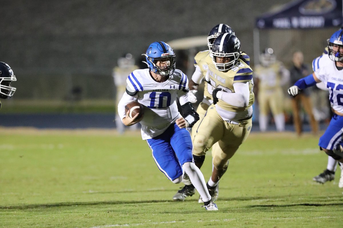 The <a href="/ChelseaHornets/">Chelsea High School Football</a> posted 49 points on Paul Bryant as Miller Bauman threw for three touchdowns, Chase Stracener ran for two more and the Hornets improved to 5-0 on the year.

Story by Nicholas Finch &amp; Photos by <a href="/CariDean/">Cari Dean</a>: shelbycountyreporter.com/2024/09/27/che…