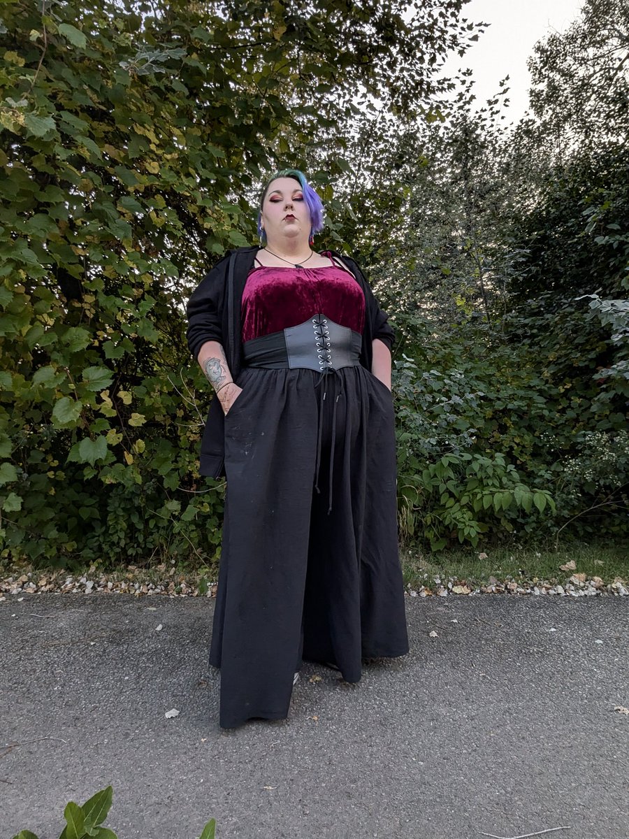 KayosPhotograp1's tweet photo. Put together this outfit for the wedding I'm shooting in... 14 hours https://t.co/QlBdDfy3jZ