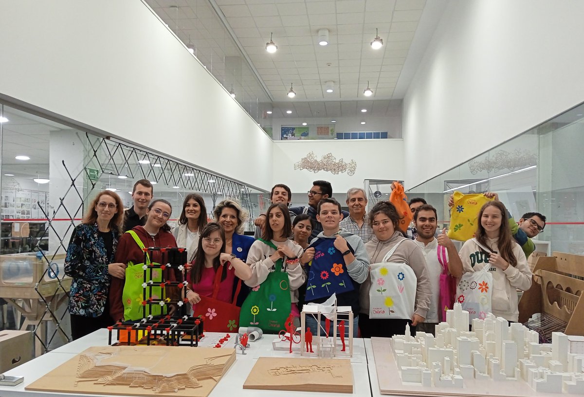 fablabmadridceu tweet media