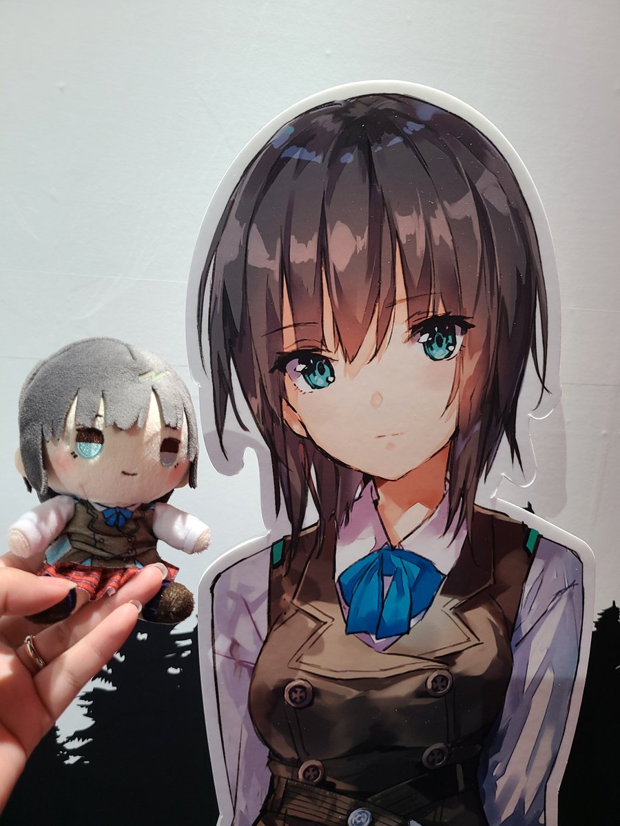 MinimumRodney's tweet photo. 各章の振り返りで感情がぐらぐら〜(>_<)
作られていく過程が見られて、等身の��イナとななみんが見れて、最高でした！
 #ヘブバン
#ヘブバン展東京に行ってきました https://t.co/qbSjBNVbFV