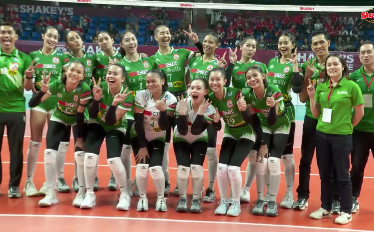 vsgyaki's tweet photo. WE ARE SO BACK! 💚🏹 https://t.co/3LB2IVwRy4