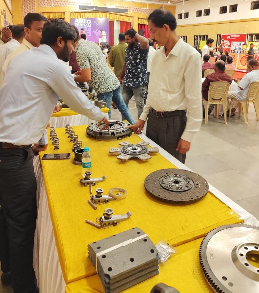 SetcoAutomotive's tweet photo. Excited to participate in the DK Dealer's Association meet in Mangalore, Karnataka!
We showcased our top-edge Clutches and Allied products, connecting with industry leaders and sharing insights. 

#SetcoAutoSystems #Leadersintruckparts #Customerfirst #Setcoil https://t.co/mKfKIdkwL7