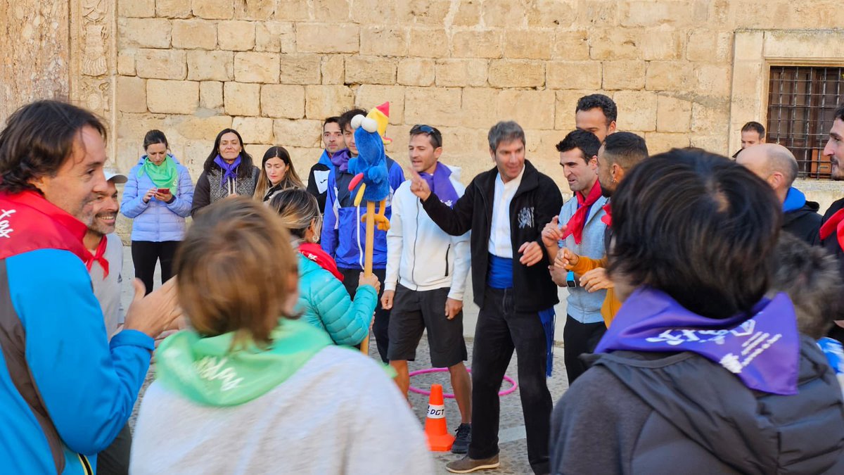 🎉Así arrancaron las X #JornadasSEF con #SEFiestas
Exploramos las posibilidades educativas de las manifestaciones motrices lúdico expresivas: tradición, cultura, danza…
¡Orgullosos de lo que somos y de nuestra tierra! <a href="/cfieburgos/">CFIE de Burgos</a> <a href="/educacyl/">Educación JCyL</a> <a href="/GR37EF/">GR-37-EF</a> <a href="/losjinnasias/">@losjinnasias</a> <a href="/efperiencias/">efperiencias</a>