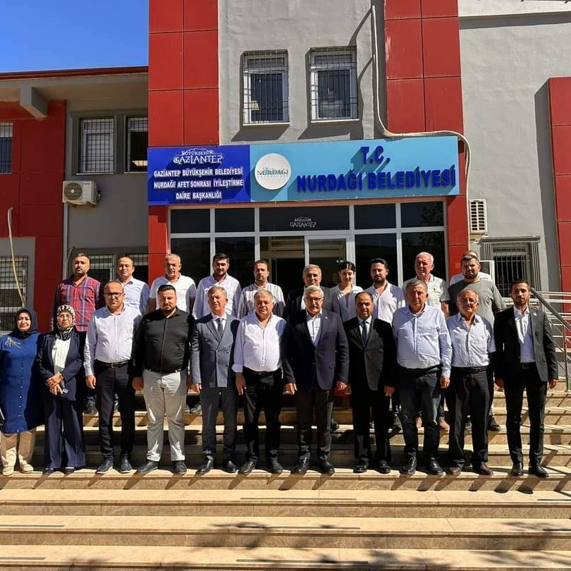 AK Parti Genel Merkezimiz tarafından düzenlenen "Türkiye Buluşmaları" kapsamında ilçemize teşrif eden AK Parti Hatay Milletvekilimiz Hüseyin Yayman’ın katılımlarıyla; AK Nurdağı Teşkilat mensuplarımızla bir araya gelerek, istişare ve değerlendirme toplantısı gerçekleştirdik.