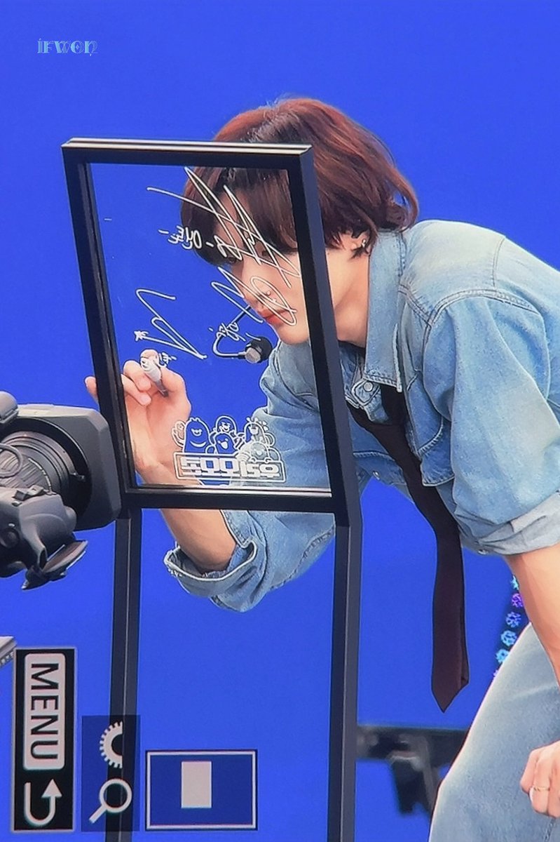 240928 우리 모모콘

#원빈 #WONBIN 
#라이즈 #RIIZE