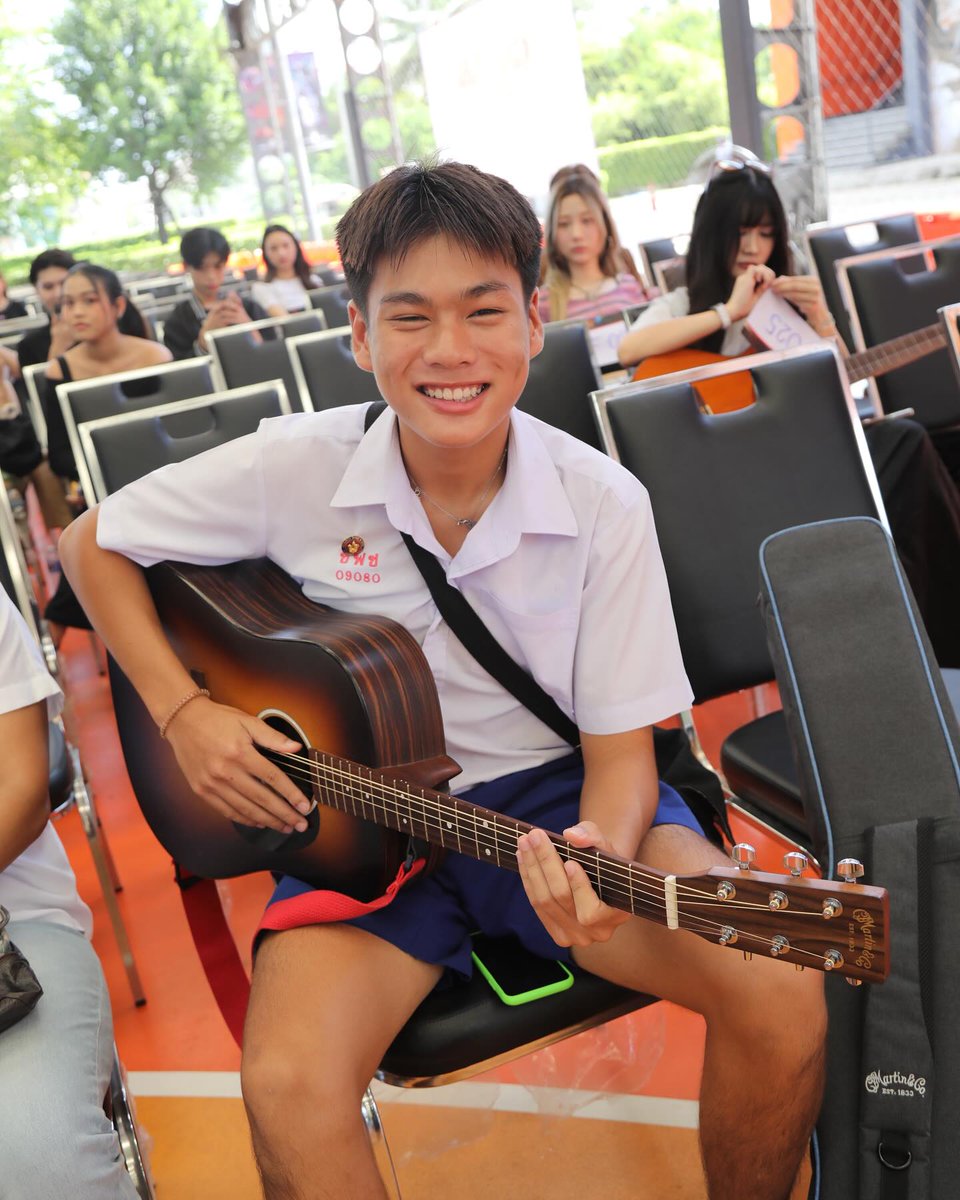 MonomaxSportsTV's tweet photo. น้องๆ แคมปัสทยอยมาลงทะเบียนกันเยอะเลย
ใครกำลังตัดสินใจมาออดิชั่น รีบมาได้เลยนะคะ โอกาสมาถึงคุณแล้ว
#CampusStar2024 #Audition
#MONO29 #MonoOriginal
#newsuperstar #beashiningstar https://t.co/rAjBSBW0iW