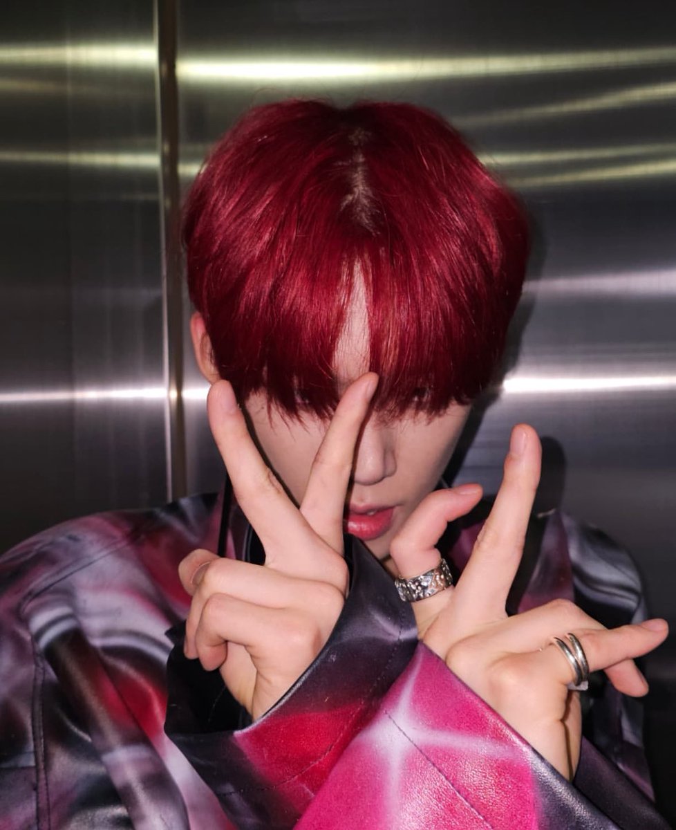 tattoomind8's tweet photo. ゎわYJポーズ🫠これは夢ですか🫠 https://t.co/0SfjMIP53L