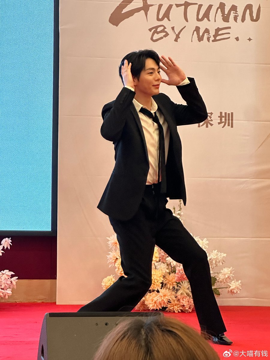 LuckyinUP's tweet photo. อยู่บ้านนาดีๆไม่น่าพาศรีไปทรมาน

cr on pic 🙏🙏
#Mu2ndxUp
#uppoompat https://t.co/9joCoNeSuS