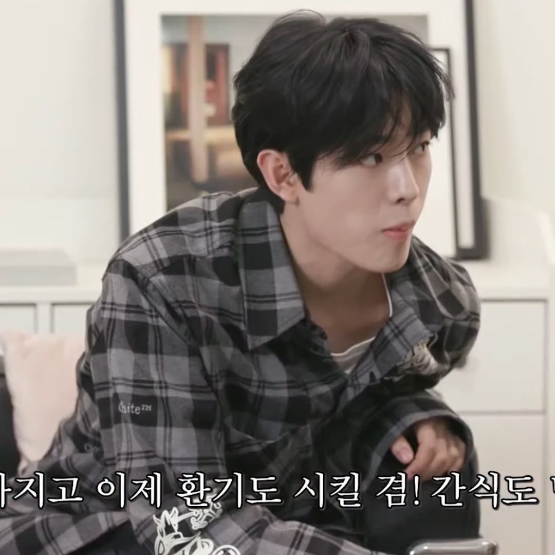 diffe486's tweet photo. 제발..너무좋음
..추가 https://t.co/Ys9lIFsfIX