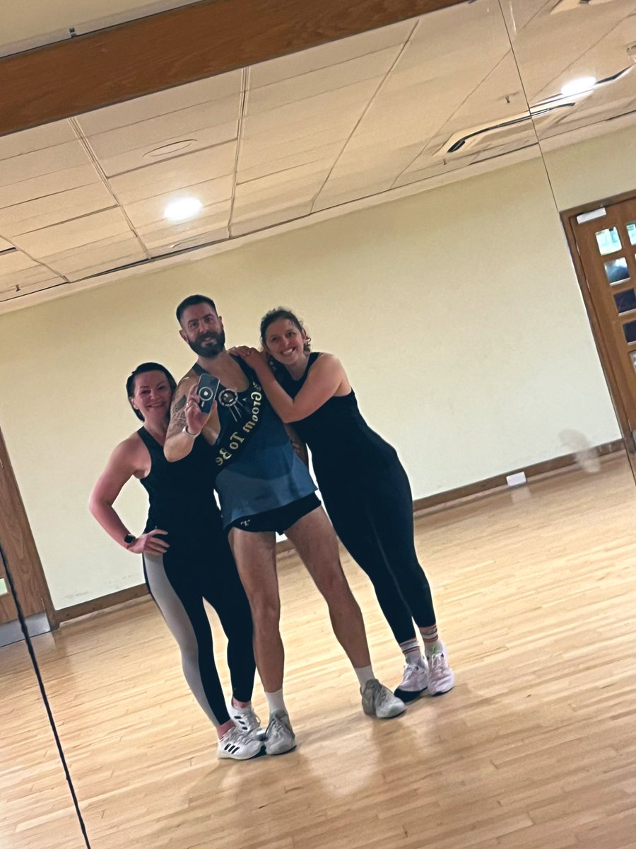 TimmyKernow's tweet image. Last #BodyStep &amp;amp; #BodyAttack Saturday before the wedding &amp;amp; the teacher dressed me up! #GymLife #GymFamily #GroomToBe #7DaysToGo @alastairjam looking thrilled 😂😂 #MyLove ❤️