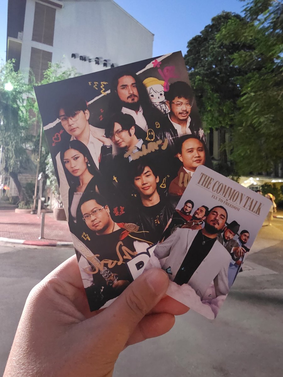 kook_kukkai's tweet photo. จบครึ่งโชว์แรก สนุกมากฮะ 😎 #thecommontalk #ฟาโรห์ https://t.co/VRw6fHZmaS