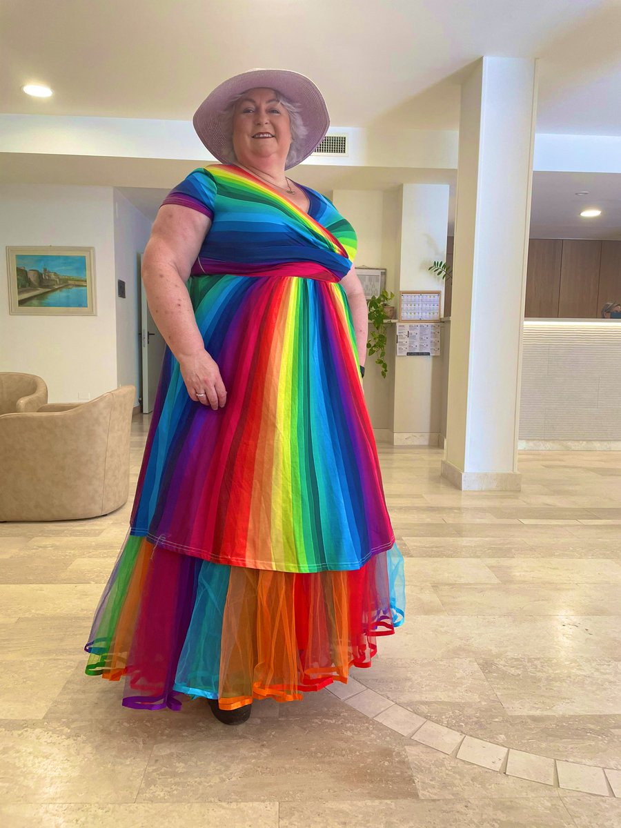 OEimhear's tweet image. I’m off to a big gay wedding, what do you think of the outfit? Before the haters go mad saying it’s too much, I cleared it with the Grooms. #LoveIsLove #GayWedding