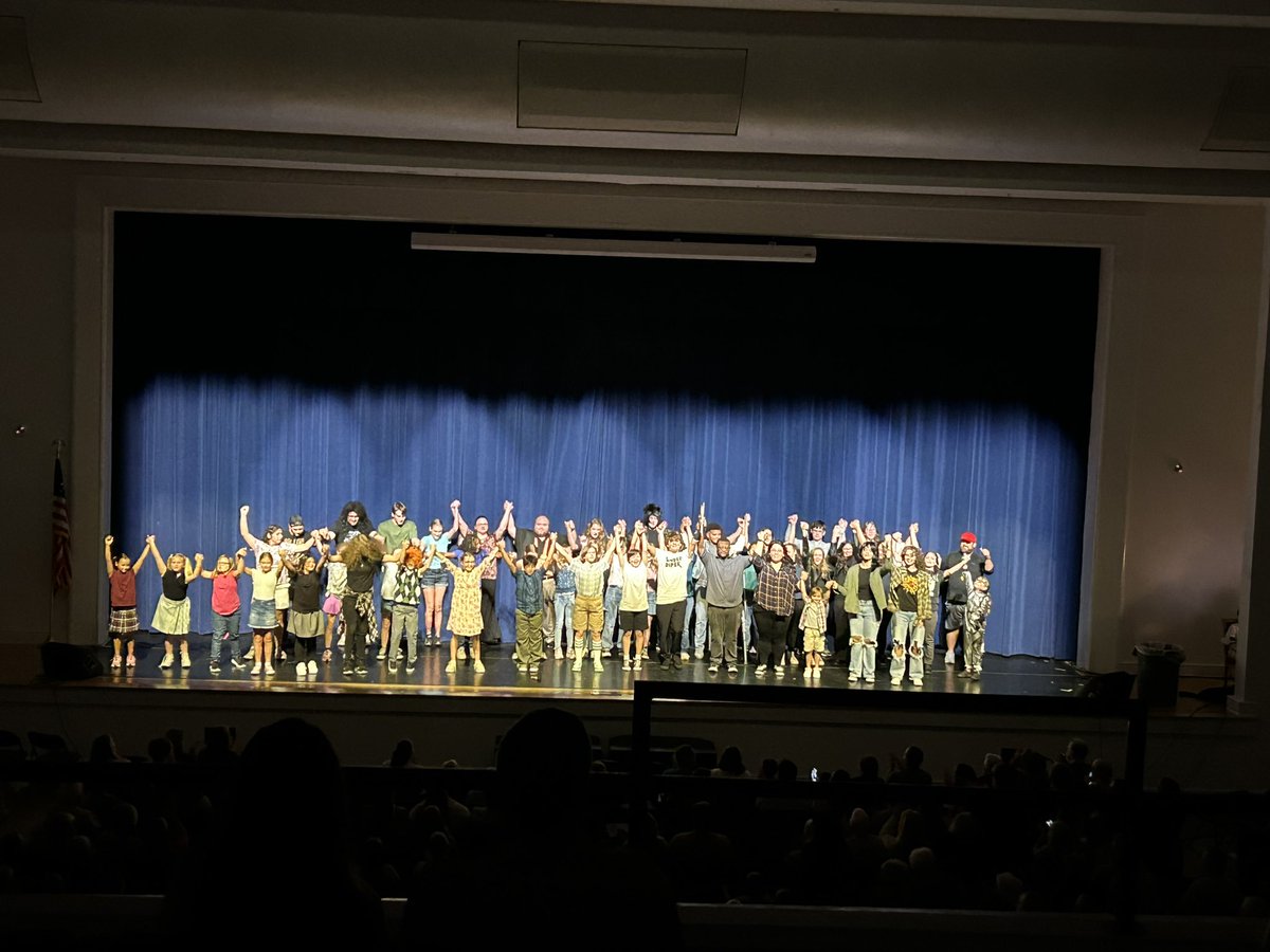 Yesterday I got to see my oldest nephew do what he loves to do. He acts for one of our local community theatre companies. This is the cast of Diary of a Wimpy Kid: the Musical. Children and adults were phenomenal! #SupportTheArts #GriffinGreat
