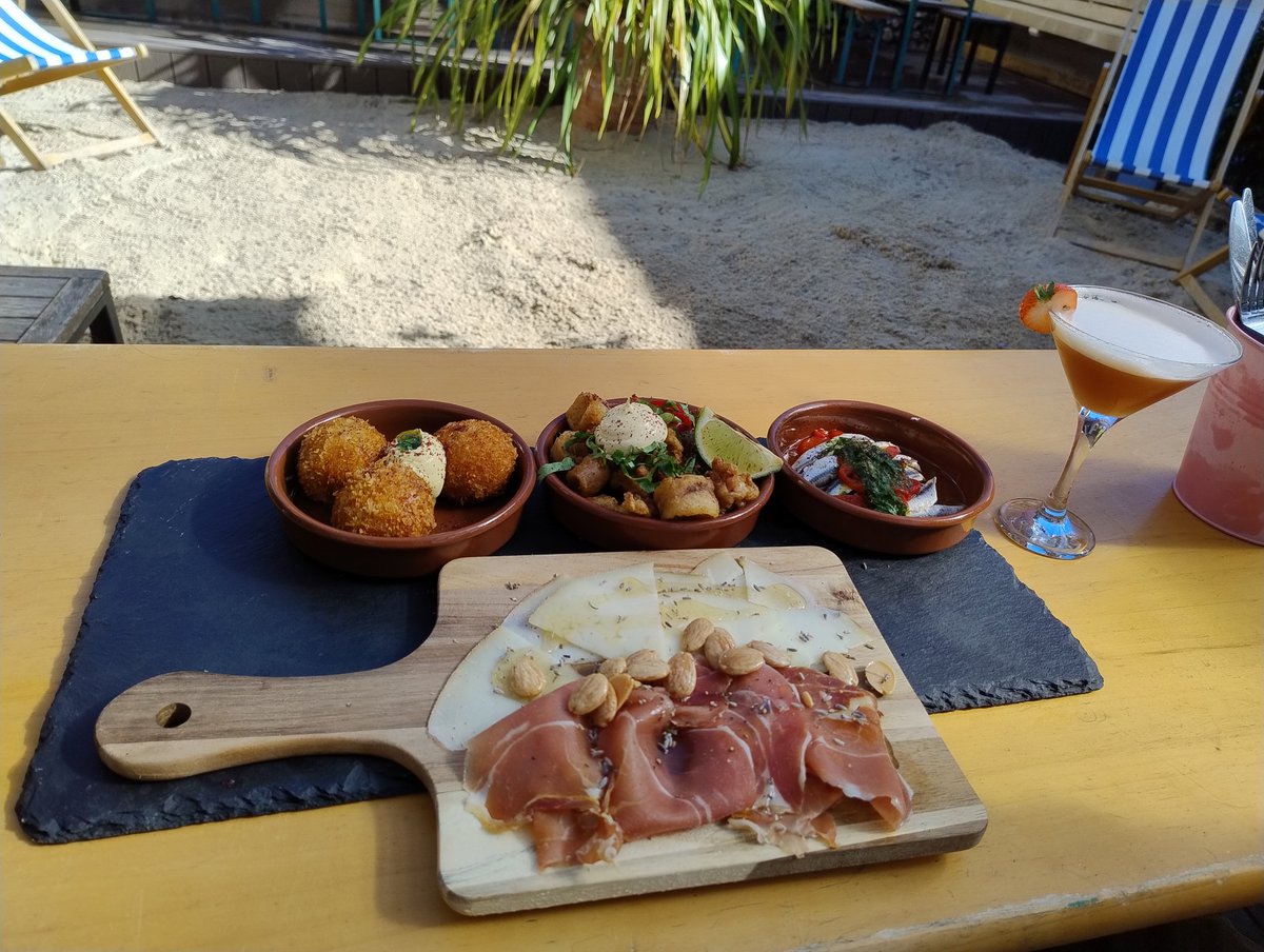 No Expert (@no_expert) on Twitter photo Another lovely lunch in the garden at the Bedford Inn #Ramsgate <a href="/VisitRamsgateUK/">VisitRamsgateUK</a>
#Tapas & #Cocktails in the #Sunshine Another lovely lunch in the garden at the Bedford Inn #Ramsgate <a href="/VisitRamsgateUK/">VisitRamsgateUK</a>
#Tapas & #Cocktails in the #Sunshine