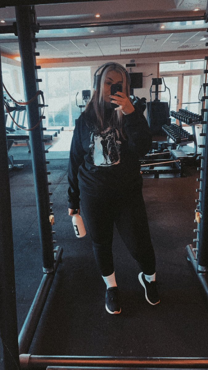 ✧☽𝓥𝓲𝓴𝓲𝓷𝓰☾✧ tweet media