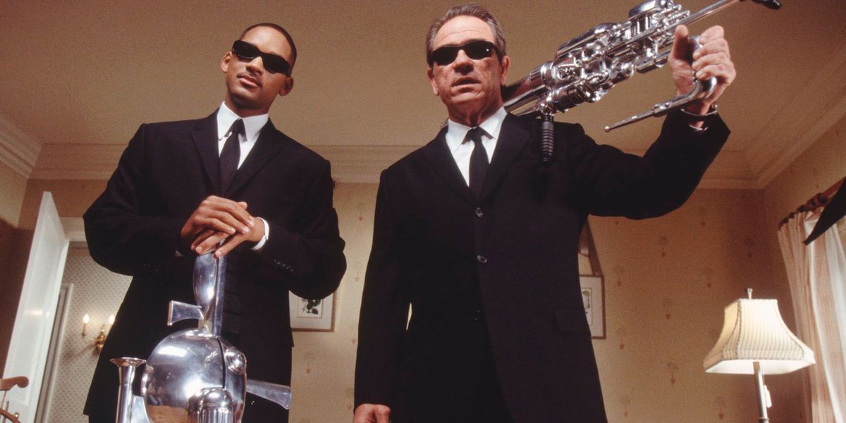 _MoviePoster's tweet photo. Men In Black Movies Ranked Best to Worst!! 

🎬 | Men In Black (1997)
🎬 | Men In Black III (2012)
🎬 | Men In Black International (2019)
🎬 | Men In Black II (2002)

#movies #movienight #filmx #willsmith https://t.co/Re06nrjUlN