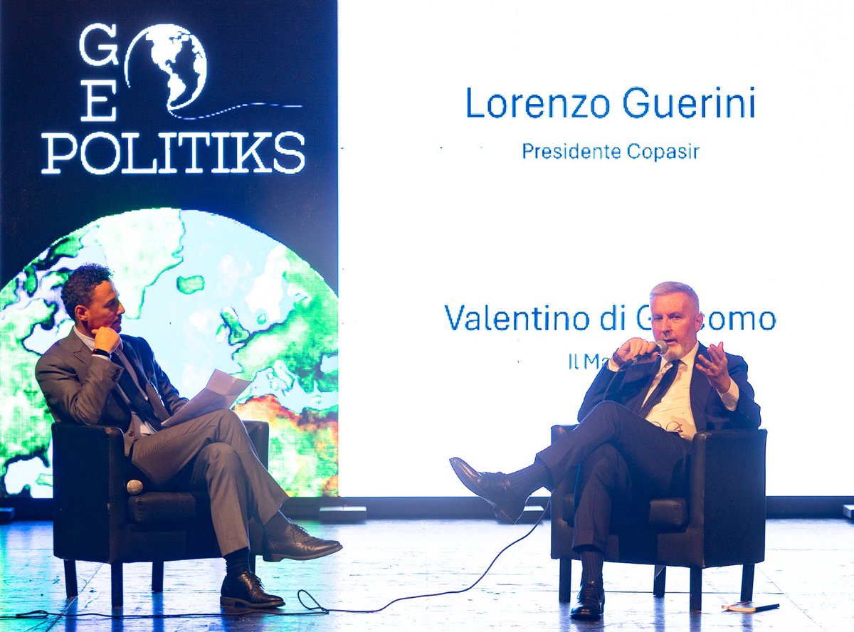Grazie a <a href="/guerini_lorenzo/">Lorenzo Guerini</a> per il piacevolissimo talk tra Mediterraneo e Arabia al Sannazaro di #Napoli
#Geopolitiks