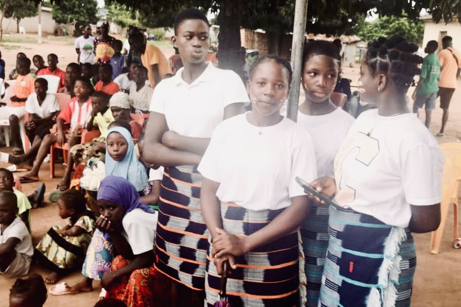 macouradao's tweet photo. #CIV225 #ANCI #Foumbolo #OnContinueAvecMacoura 

J’ai été très ravie de parrainer, ce même vendredi, les activités socio-culturelles de l’Association des Élèves et Étudiants de Foumbolo.

@Presidenceci @primatureci @Gouvci @MinEducationAlp @assnatci @Senatci @RFIAfrique @RTI_info https://t.co/sQBCtm0IkE