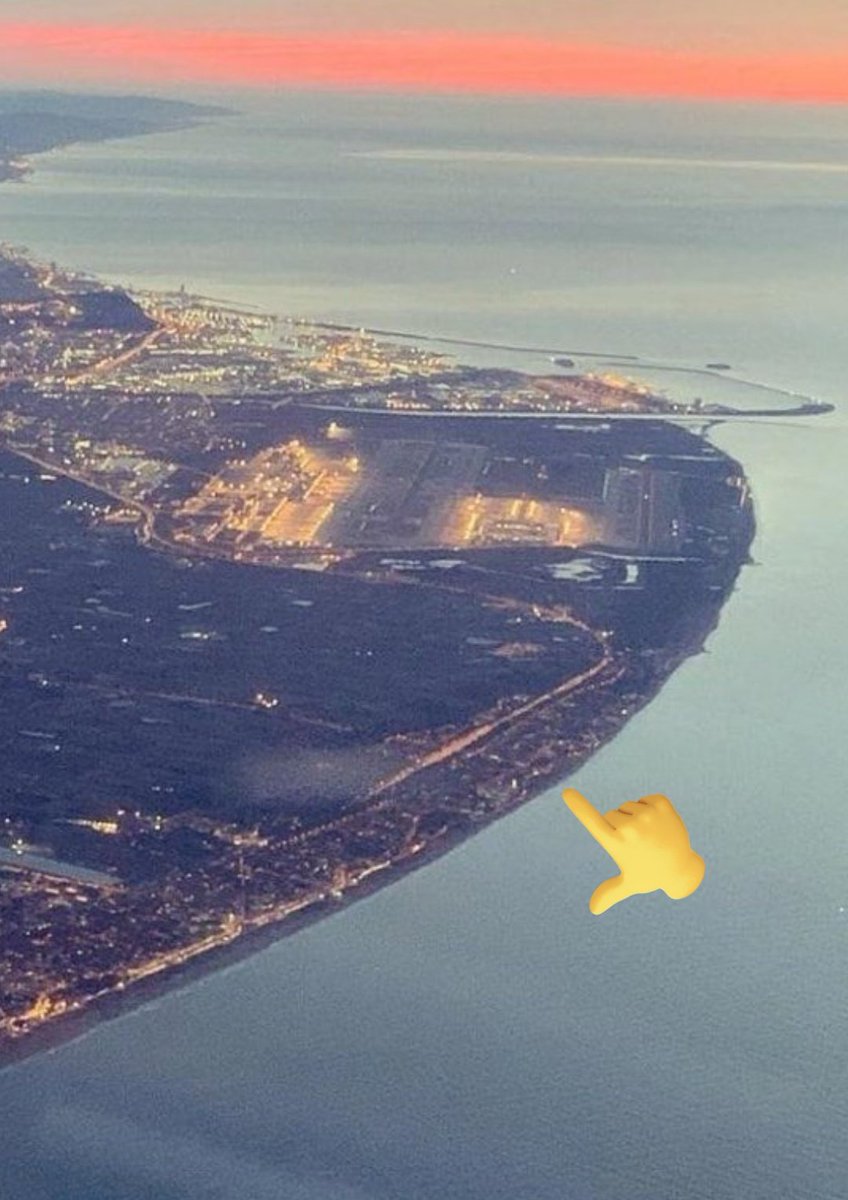 Resulta que ara ens hem de carregar els aiguamolls de la Ricarda i tota la seva biodiversitat perquè quatre especuladors van decidir construir al costat d'un aeroport en una de les zones de més alt valor natural de Catalunya i ara els molesta el soroll.

Doncs mirin, no.