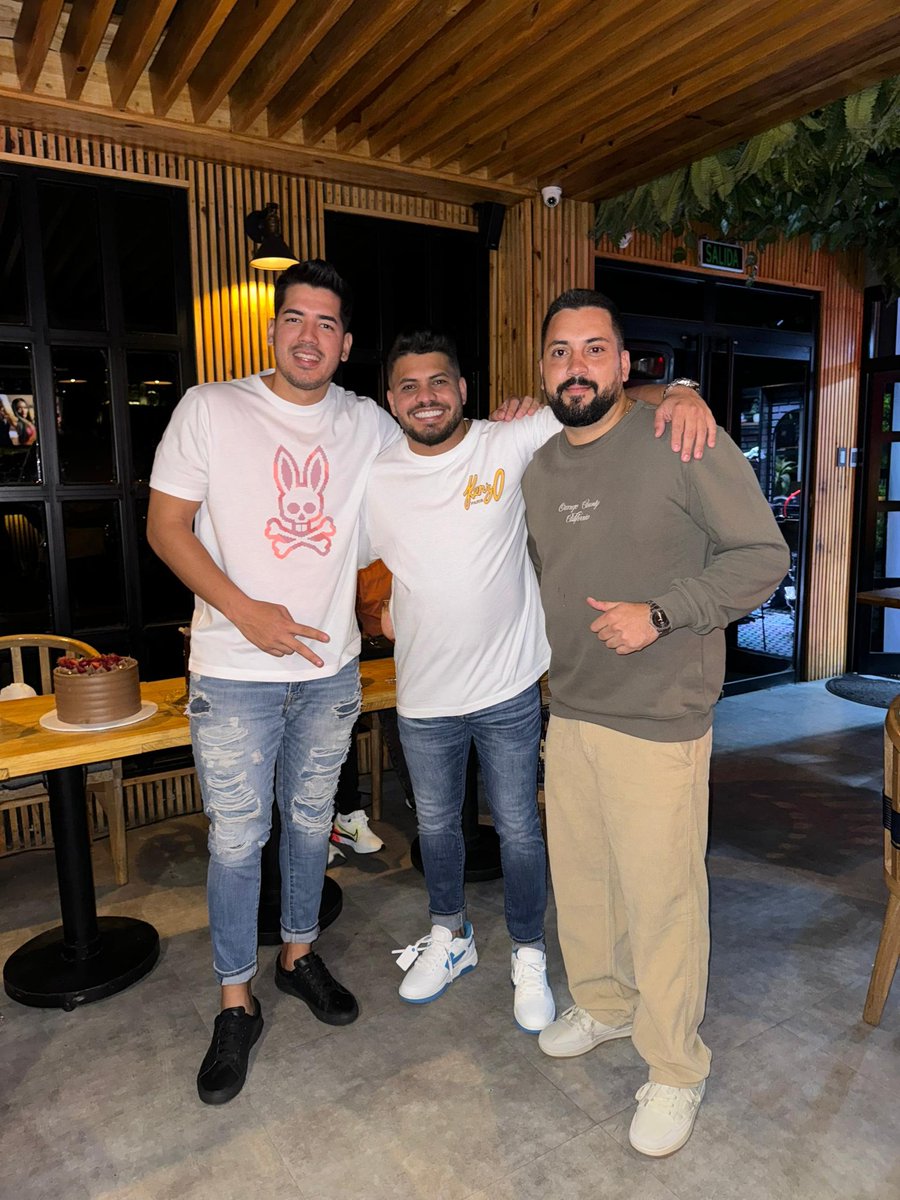 Pinpin_'s tweet image. 🧨🧨