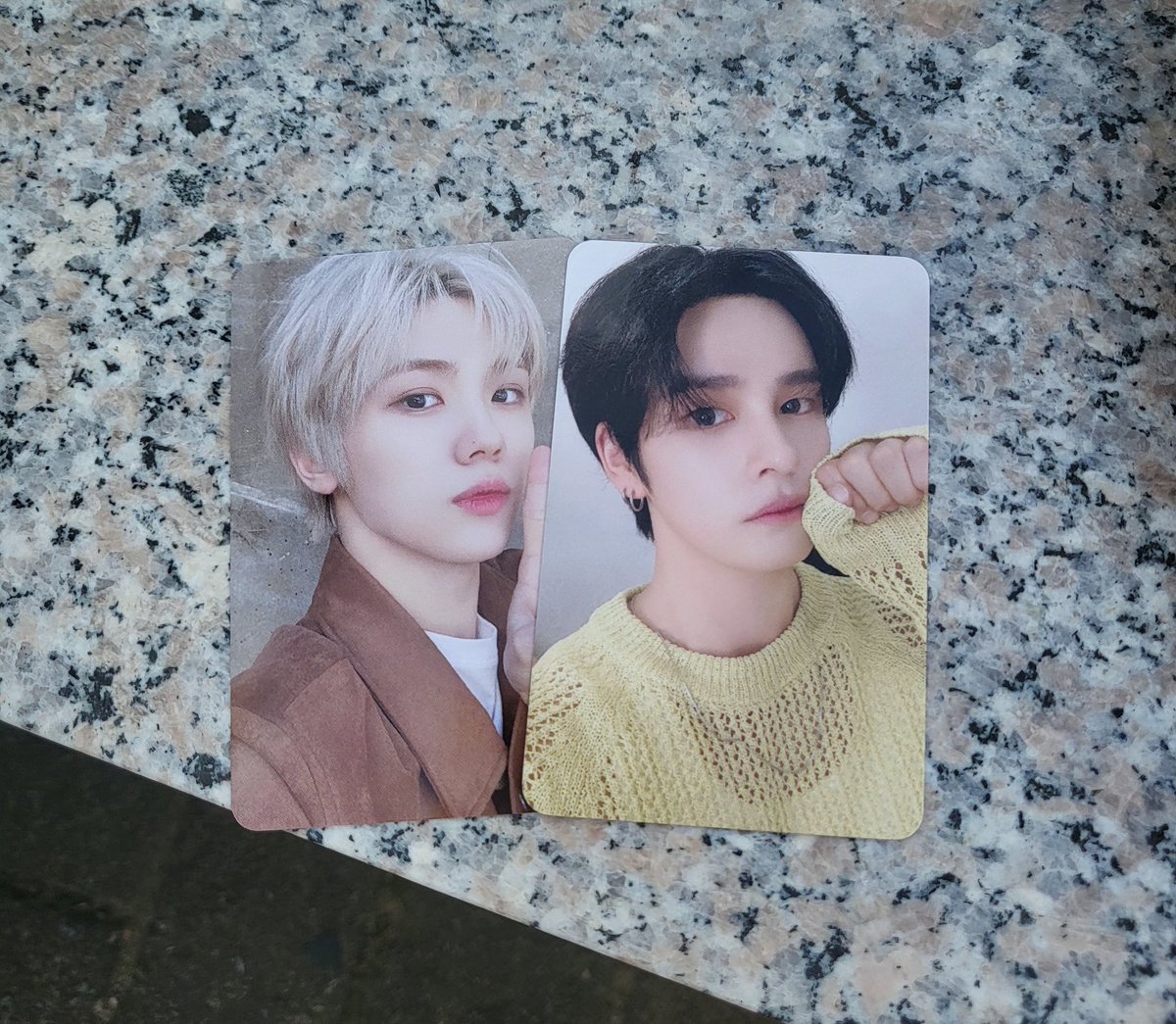 크래비티 콘서트 포카 교환 구해요

저 : 성민, 세림
님 : 정모, 원진, 민희, 형준, 태영