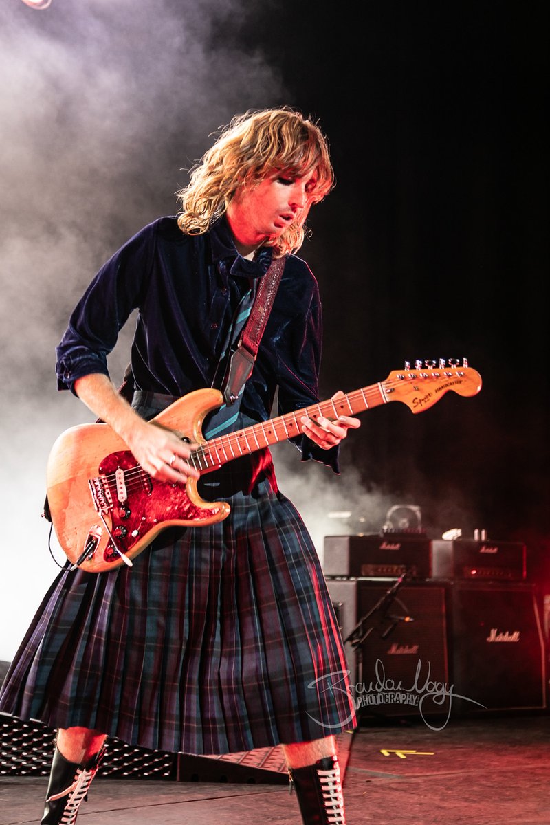 Thomas Raggi daily (@maneskin0521) on Twitter photo 