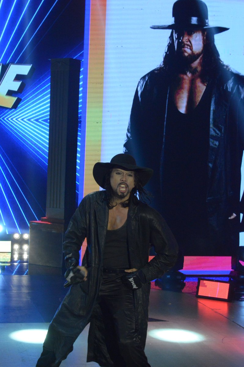 itsShowtimeNa's tweet photo. 🎭#KalokalikeFace4! Ang ‘UNDERTAKER’ ng Parañaque, Charles! Kaloka o Kalokalike? #ShowtimeTNT5thMidterms
Watch, Follow, and Subscribe here:
https://t.co/Gs3IAXU5tb https://t.co/pKhKdiPvUX