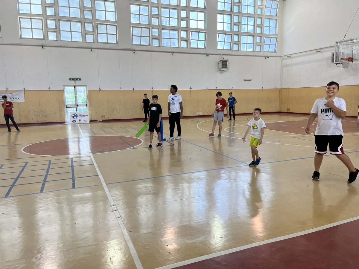 Great to be in #Palermo and see some exciting cricket initiatives by <a href="/FedCricket/">Federazione Cricket </a> 

The enthusiasm and energy from the kids were incredible. 

A big thanks to the coaches and the team for their commitment to developing the game at all levels. 

#GrowingTheGame  #Italy #cricket