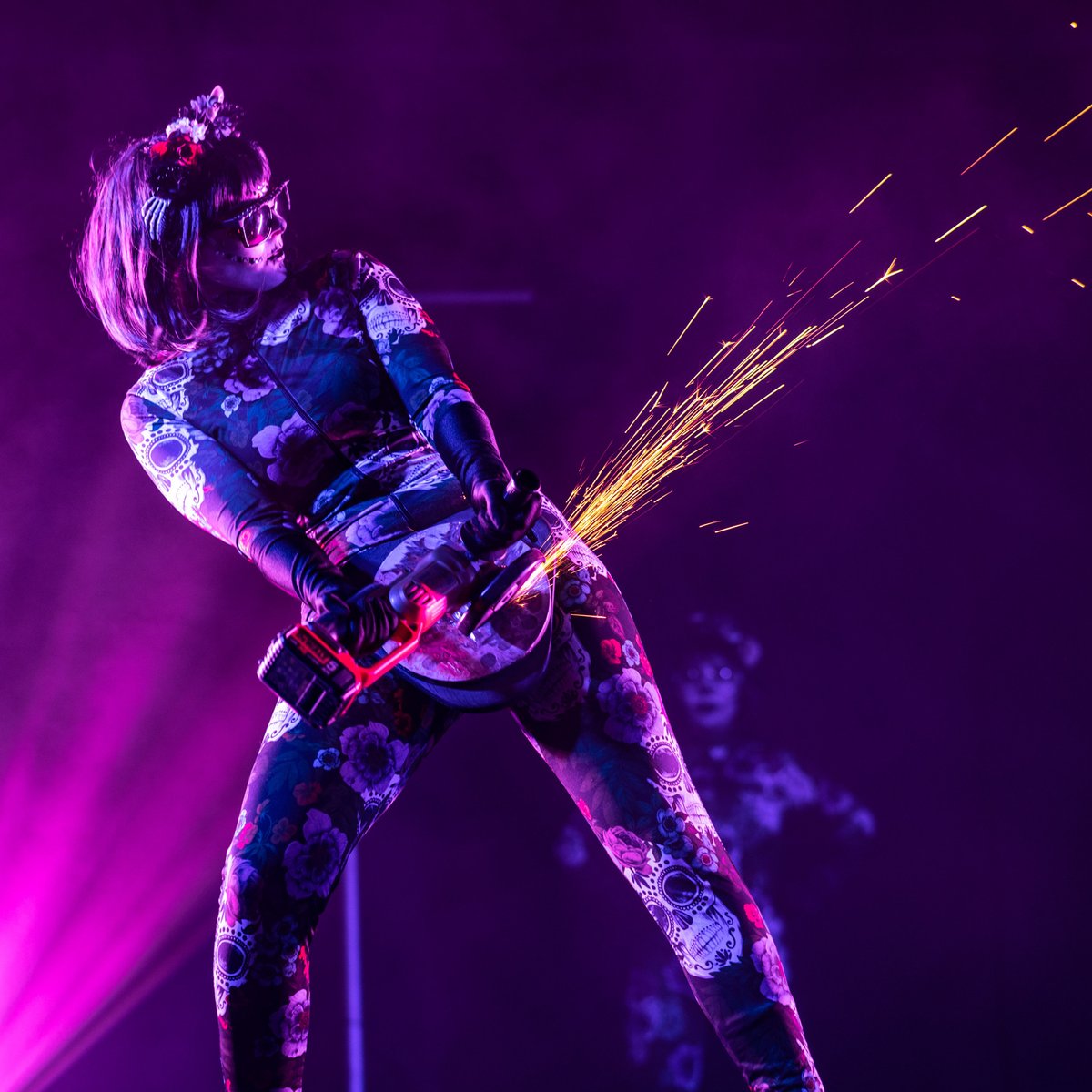 Join us for an electrifying night at our 𝕸𝖊𝖝𝖎𝖈𝖆𝖓 𝕱𝖊𝖘𝖙𝖎𝖛𝖆𝖑! 🇲🇽💀🌹

Be blown away by the metallic magic of Starlight Grinders, a dynamic team turning sparks and metal into a stunning visual extravaganza ⚡️

Have you booked your tickets yet?